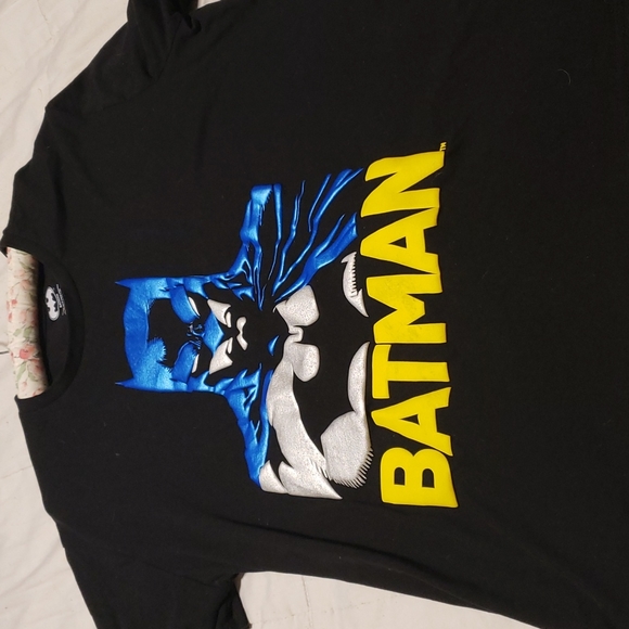 Batman T Shirt - Picture 3 of 5